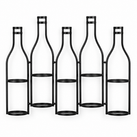 Support mural porte-bouteilles décoratif présenté avec du vin
